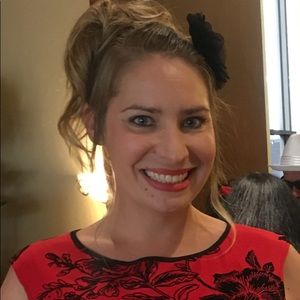 Meet your Posher, Crystal